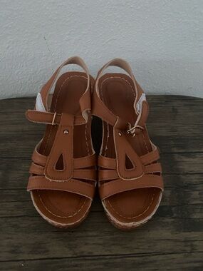 TEMU Women's Tan Slingback Comfort Sandals with Buckle